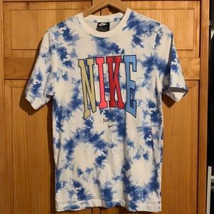 Men’s Nike T-shirt